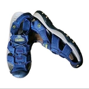 NWOT Men’s Size 11 Closed-Toe Hiking Sport Fisherman Outdoor Water Shoes